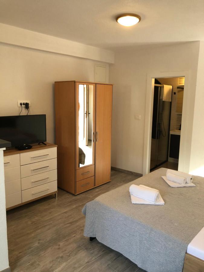 Old Town Apartment Tonka Hvar Town Bagian luar foto